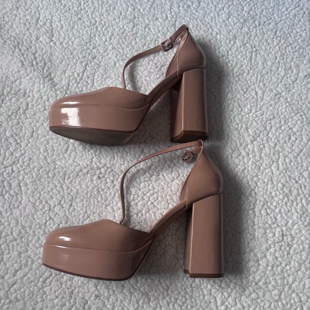 Target a New Day Tan chunky Platform Heels 9 1/2 - Picture 3 of 10